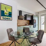 Slate At Max, Luxury In * מולהאוס