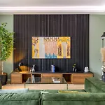 Slate At Max, Luxury In דירה